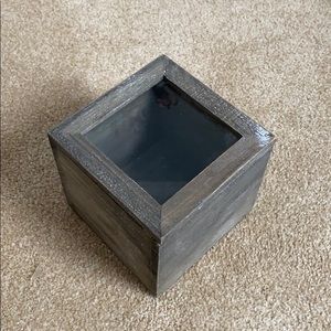 Small wooden box with a glass top
